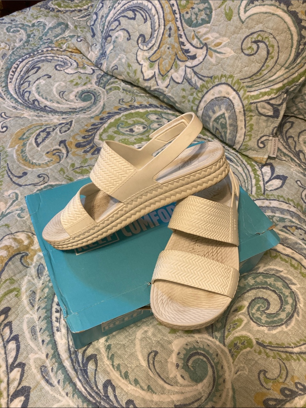 Reef Women's Cream Woven Slingback Sandals